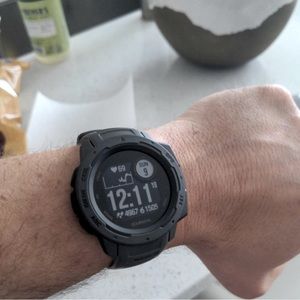 Garmin instinct